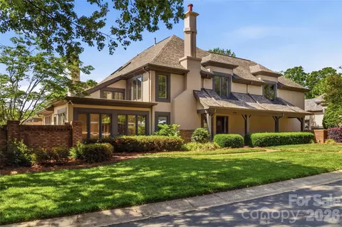 5740 Ballinard Ln, Charlotte, NC 28277