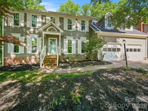 1036 Gateshead Ln, Matthews, NC 28105