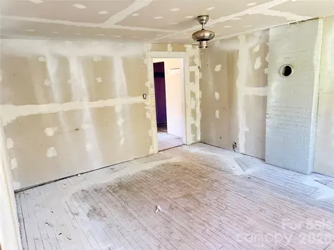 Bedroom - 100 Hickory St, Rhodhiss, NC 28667 photo 1 of 6