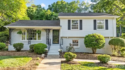 7013 Old Forge Dr, Charlotte, NC 28226