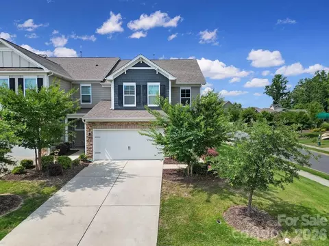 1406 Bramblewood Dr, Fort Mill, SC 29708