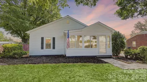 1900 Linda Ave, Kannapolis, NC 28083