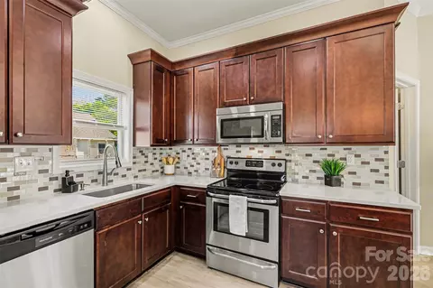 118 Glen Rae Sw St SW, Concord, NC 28025
