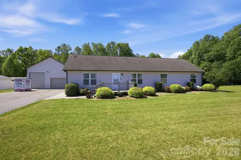 470 Westen Acres Dr, Kannapolis, NC 28081
