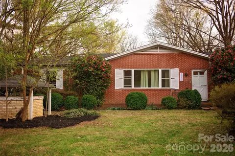 6210 Grove Park Blvd, Charlotte, NC 28215