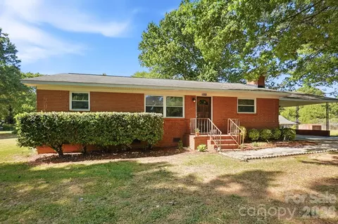 2531 Arnold Dr, Monroe, NC 28110