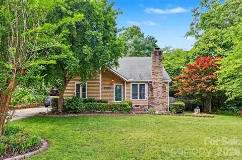 11516 Moonridge Dr, Charlotte, NC 28226