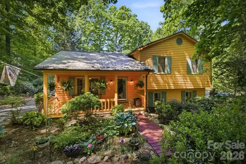 3432 Ridgewood Dr, Morganton, NC 28655