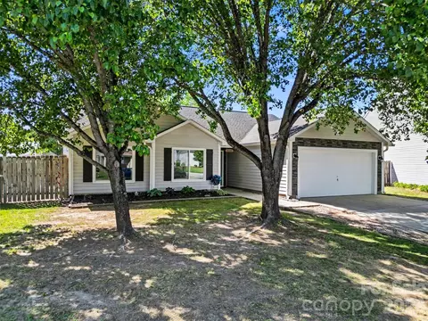 199 Austin Run Ct, Kannapolis, NC 28083