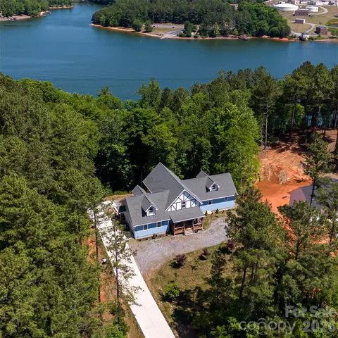 2371 W Paradise Harbor Dr, Connelly Springs, NC 28612
