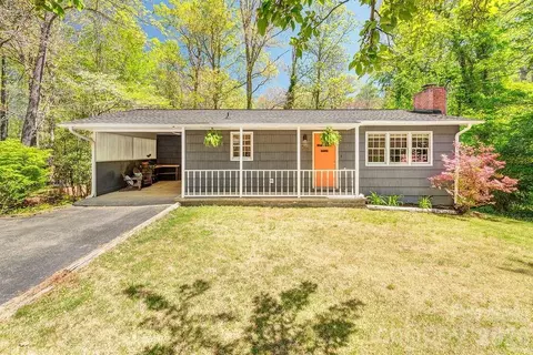 24 Forest Ln, Black Mountain, NC 28711