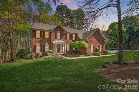 12532 Overlook Mountain Dr, Charlotte, NC 28216
