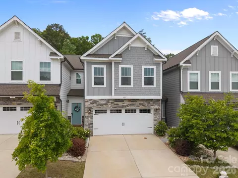 927 Canopy Falls Ln, York, SC 29745