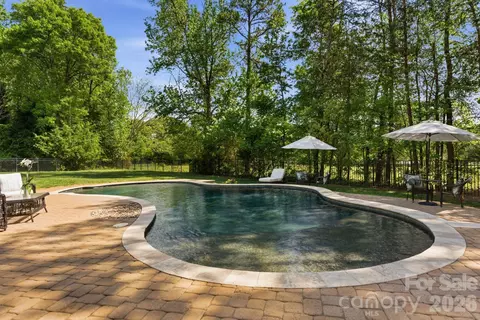 149 Vista Bluff Ln, Mooresville, NC 28117