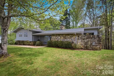 122 Lake Club Dr, Nebo, NC 28761