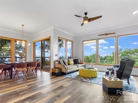 66 Club Villa D-3 Ct #D-3, Burnsville, NC 28714