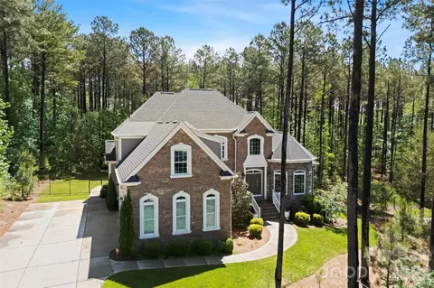6296 Chimney Bluff Rd, Lancaster, SC 29720