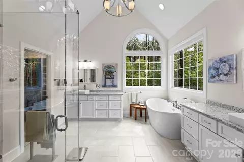 Bath - 6296 Chimney Bluff Rd, Lancaster, SC 29720 photo 1 of 7