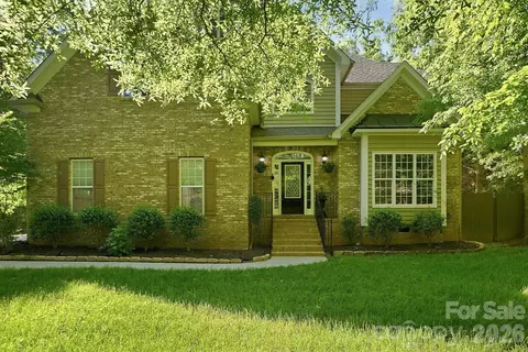 734 Lynnwood Farms Dr, Fort Mill, SC 29715