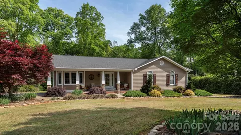 2322 Bearskin Ln, Monroe, NC 28110