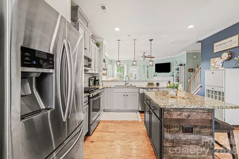Kitchen - 5153 Waterloo Dr, Tega Cay, SC 29708 photo 1 of 3