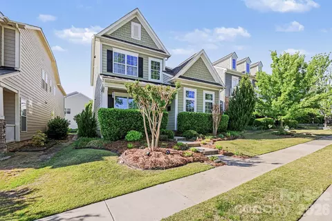 Exterior - 5153 Waterloo Dr, Tega Cay, SC 29708 photo 3 of 4
