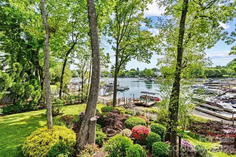 View/Area - 22026 Satilla Dr, Cornelius, NC 28031 photo 1 of 3