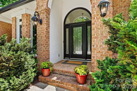 Entry Way - 22026 Satilla Dr, Cornelius, NC 28031 photo 1 of 4