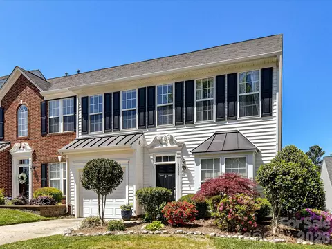 4237 Piccadilly Ln, Fort Mill, SC 29707