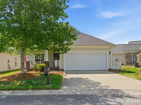 1008 Wanda Dr, Matthews, NC 28104