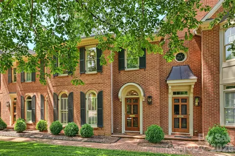 2320 Selwyn Ave, Charlotte, NC 28207