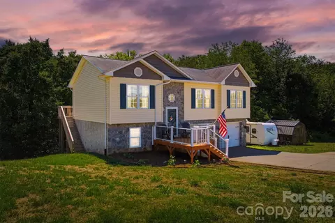4240 Hickory Nut Ridge Rd, Hudson, NC 28638