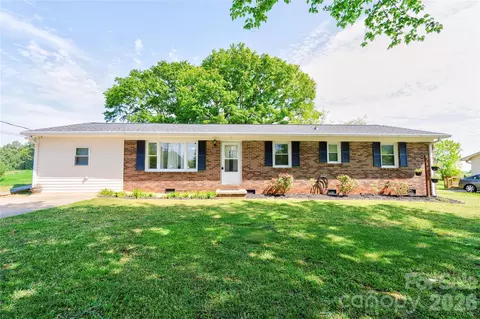 111 Dyer Dr, Shelby, NC 28152