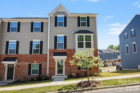1946 Tupelo Grove Ln, Gastonia, NC 28054