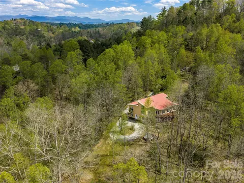 76 Raven Rock Ln, Marshall, NC 28753