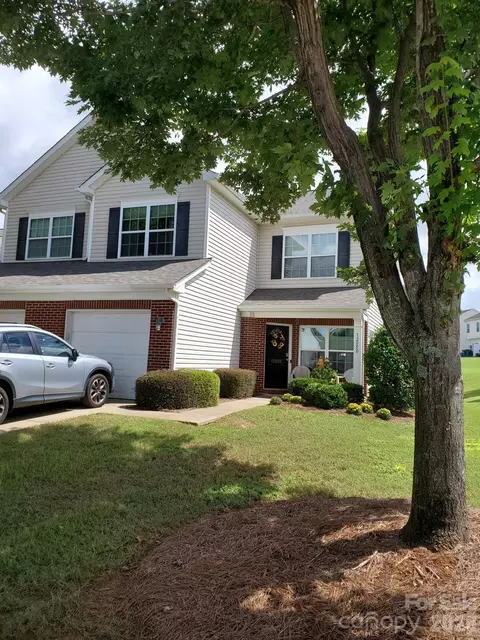 12050 Stratfield Place Cir, Pineville, NC 28134