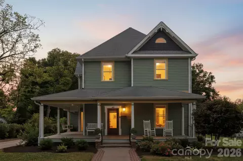 207 W Academy St, Cherryville, NC 28021