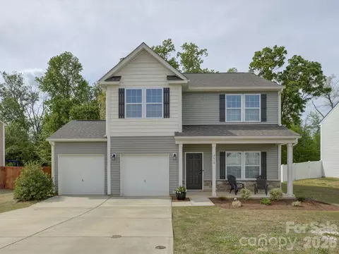 2610 Courtland Dr, Clover, SC 29710