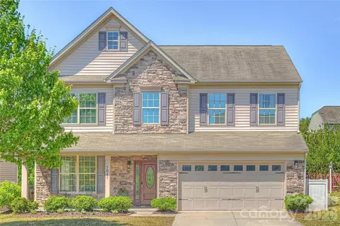 7041 Carnwarth Ln, Fort Mill, SC 29707