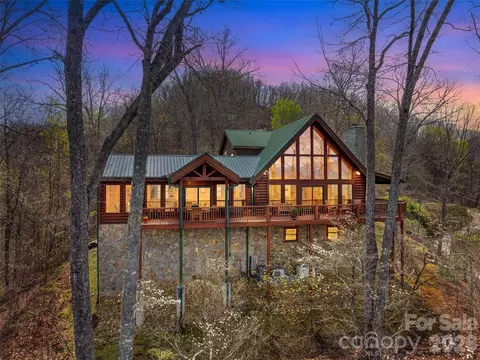 1299 Black Forest Dr, Bryson City, NC 28713