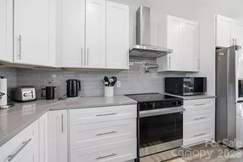 Kitchen - 30 First St, Canton, NC 28716 photo 4 of 5