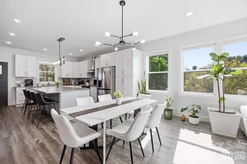 Dining - 30 First St, Canton, NC 28716 photo 1 of 2