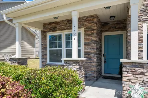 Exterior - 3329 Saddlebrook Dr, Midland, NC 28107 photo 1 of 7