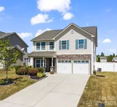 3329 Saddlebrook Dr, Midland, NC 28107