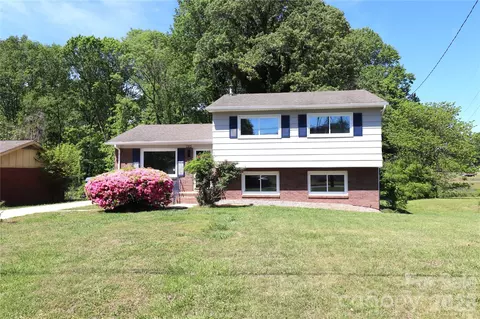 793 Vancouver Ln, Gastonia, NC 28052