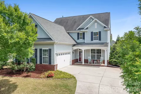 15403 Oleander Dr, Charlotte, NC 28278