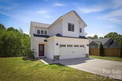 126 Crump St, Connelly Springs, NC 28612