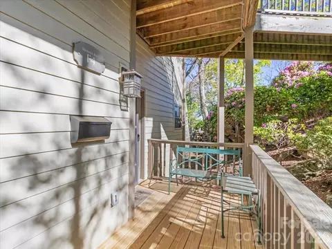140 Slickrock F4 Rd #F4, Burnsville, NC 28714