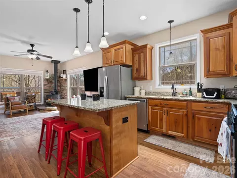 Kitchen - 4823 Max Patch Rd, Clyde, NC 28721 photo 2 of 4
