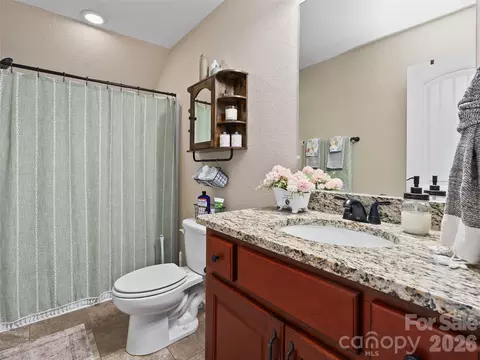 Bath - 4823 Max Patch Rd, Clyde, NC 28721 photo 3 of 3